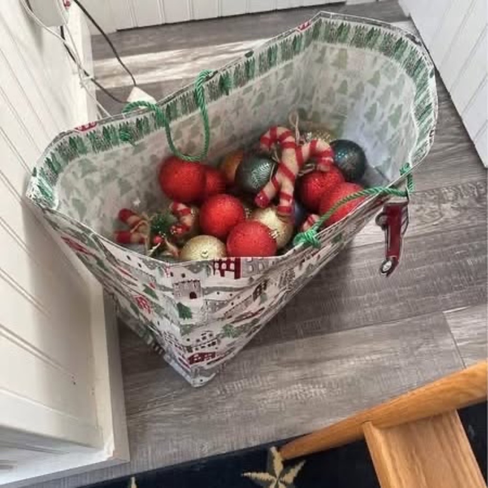 New Bag of shatterproof Christmas ornaments
